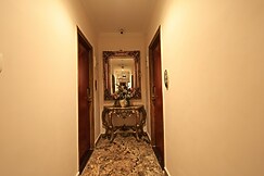 HOTEL ROYAL PLAZA, Lucknow