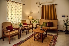 Mama Rose Homestay in Keelkattalai, Chennai