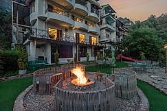 ELIVAAS 3 BHK with Garden | Dreamland Regal, Kandaghat