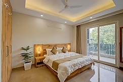 The Lodgers Luxury 1BHK Apartments | Near Golf Course Road, Gurgaon