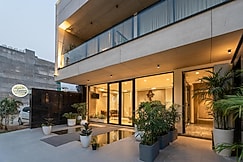 The Lodgers Luxury | Near Golf Course Road, Gurgaon