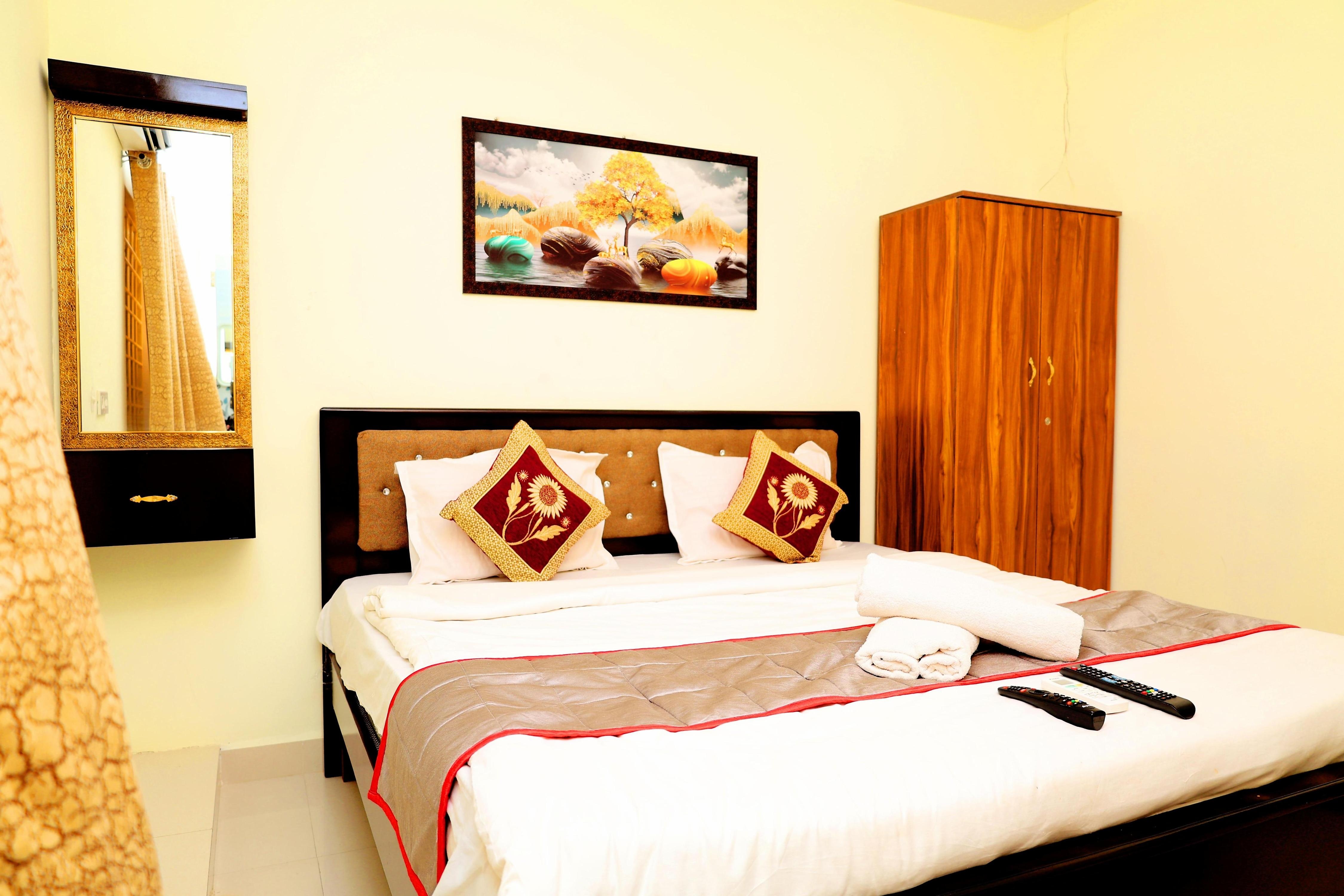 Hotel Sri Nilayam Inn - Tap to explore photos
