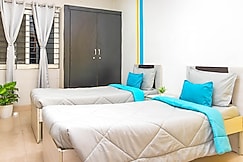 Z Express Bourbon, Bhuvanagri