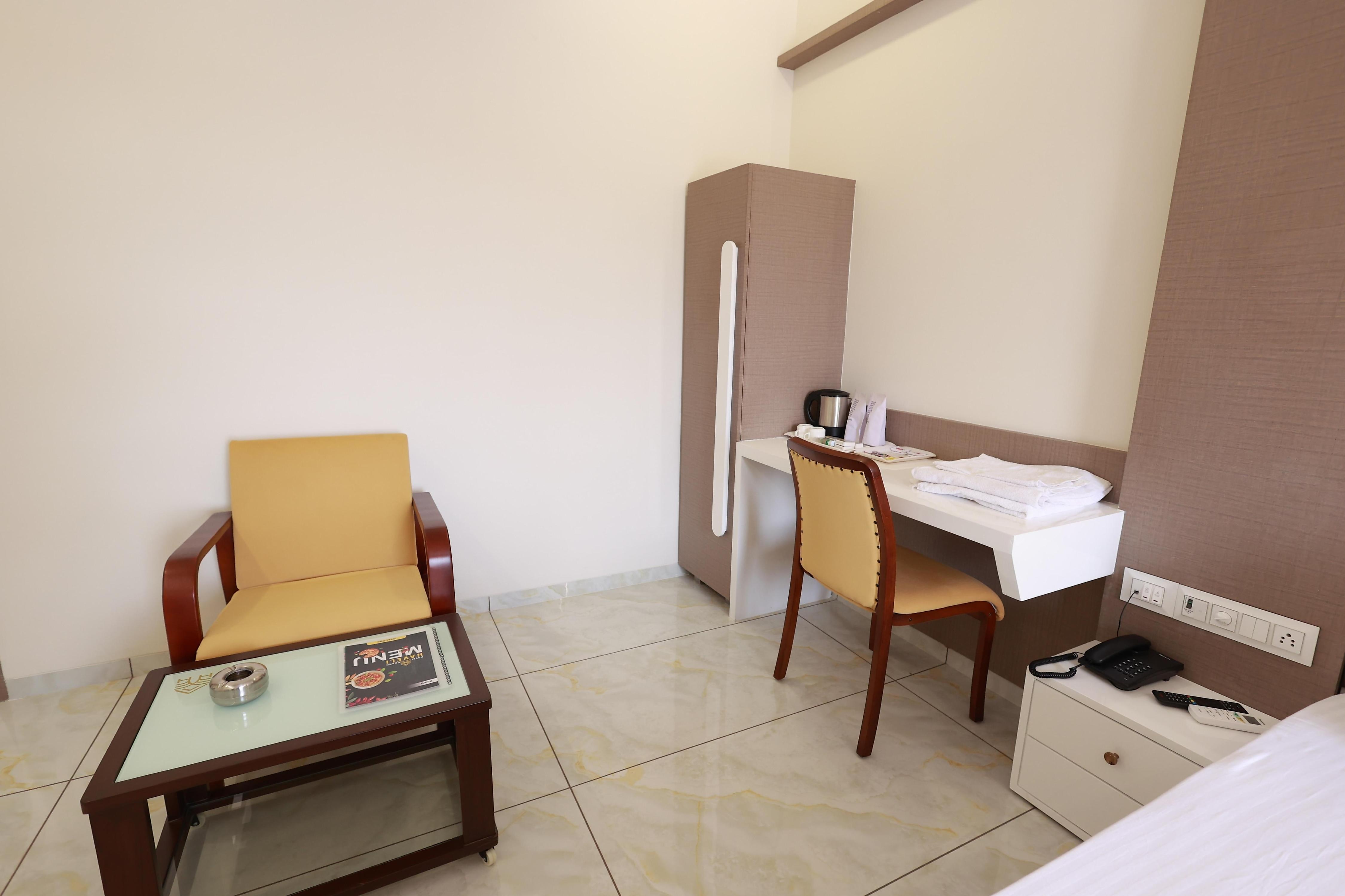Hotel Grand Haveli - Tap to explore photos