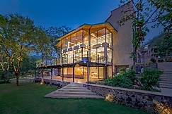 SaffronStays Sonnet, Khopoli