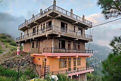 Valley View Homestay, Kasauli