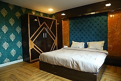 MANI HOTEL AND RESTAURANT, Shirdi