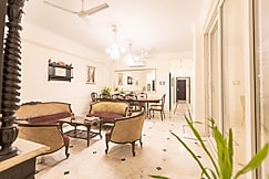 Handmade Homes Entire 4bhk with kitchen upon Park St, Kolkata