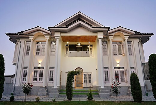 5 BHK Family Villa near city centre