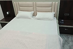 HOTEL ROYAL ORBIT, Nawada