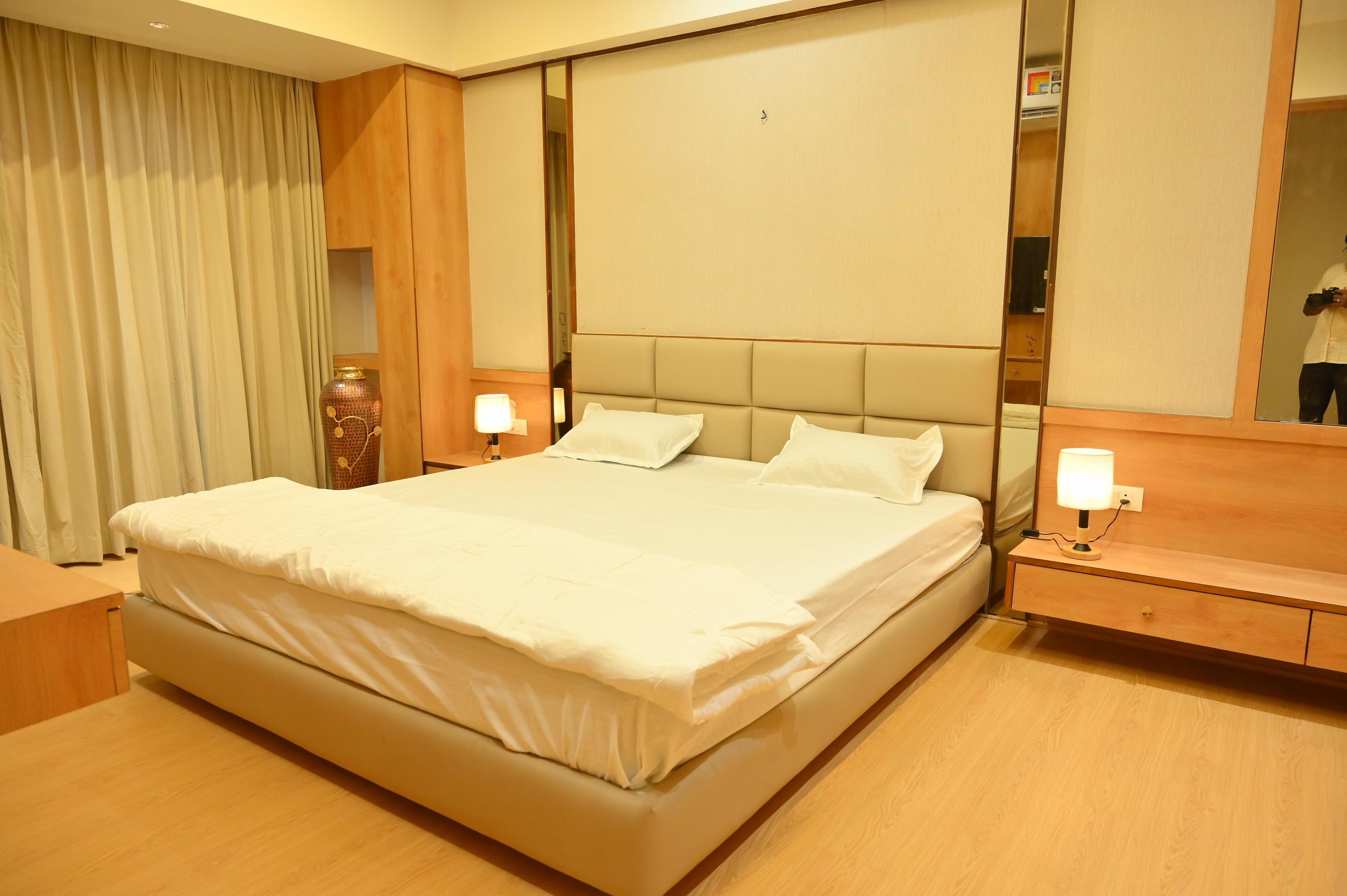 Deluxe Room Ac 1