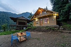 Enchanting Valley View Duplex Cottage:Tandi, Jibhi