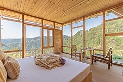 Spectacular View | Warmest Host, Jibhi