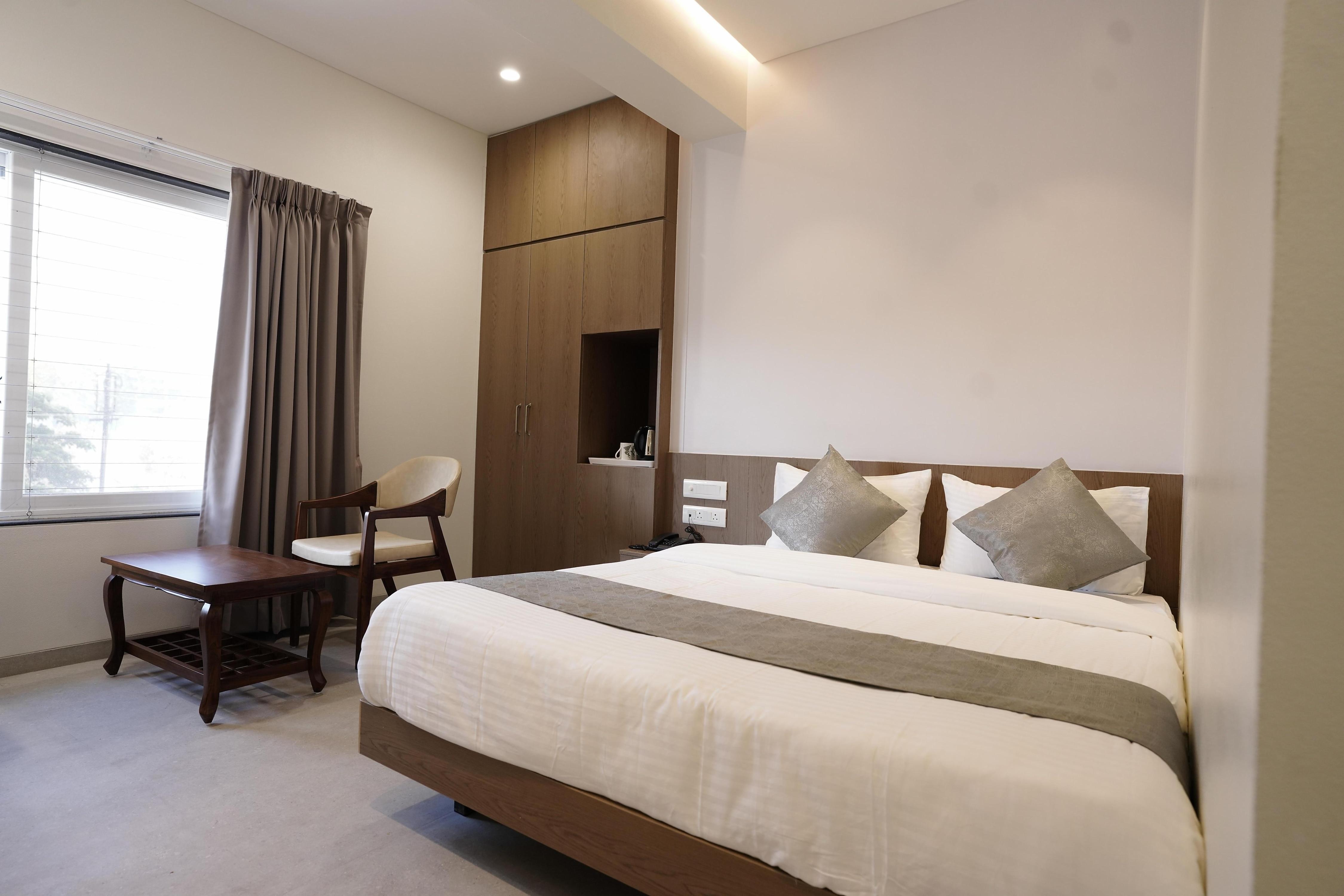 Executive Room 1