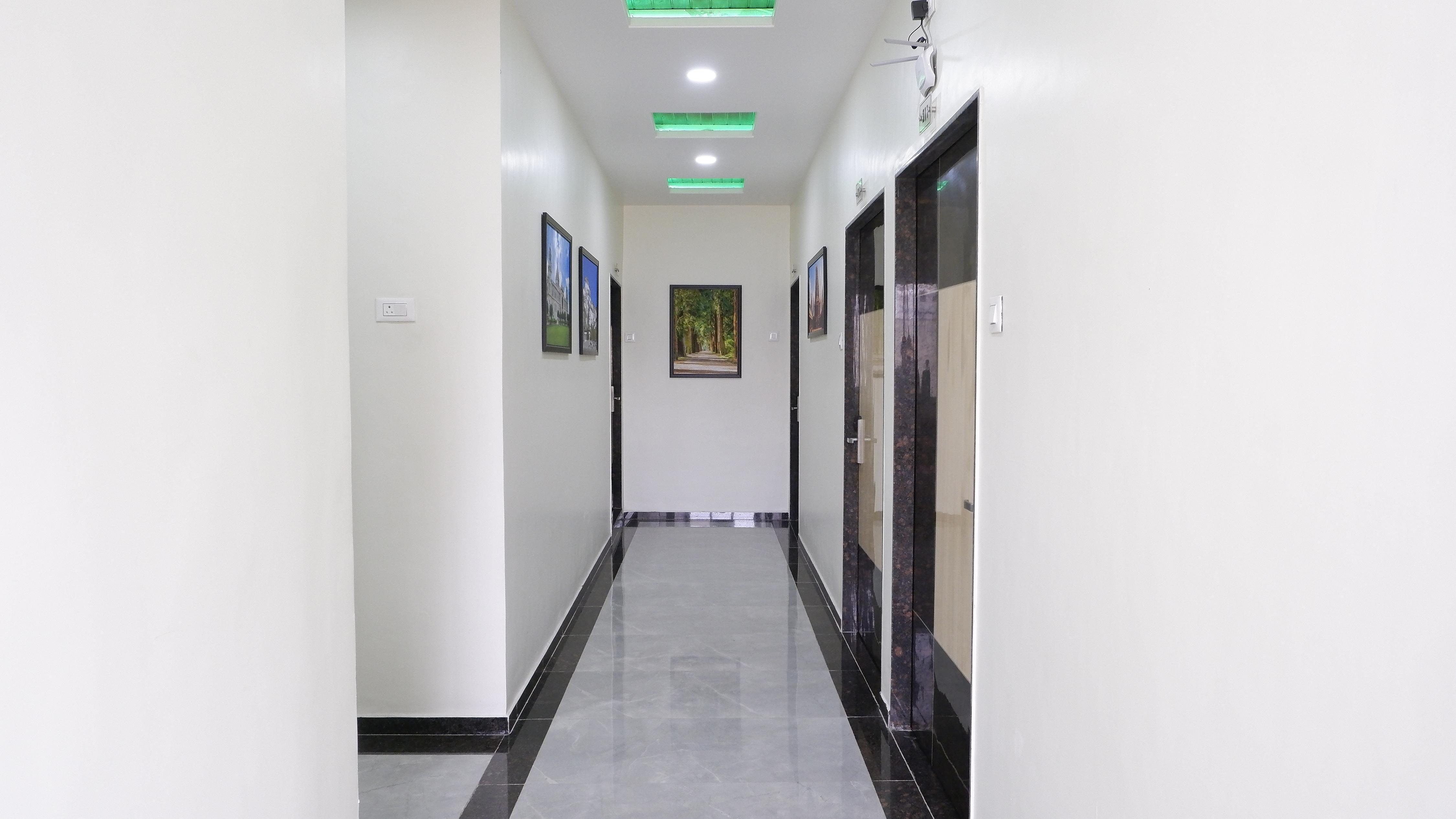 Premiere Room 1