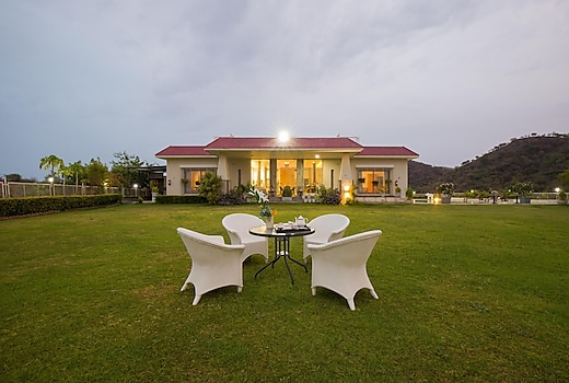 ELIVAAS Shourya Celesta 3 BHK with Pvt Pool