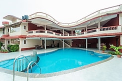Treebo Sunshine Beach Resort With Swimming Pool, Goa