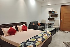 Star Studios- Fully furnished Studio Appartment, Ghaziabad