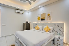 The Empire Studioz Golf Course Road, Gurgaon