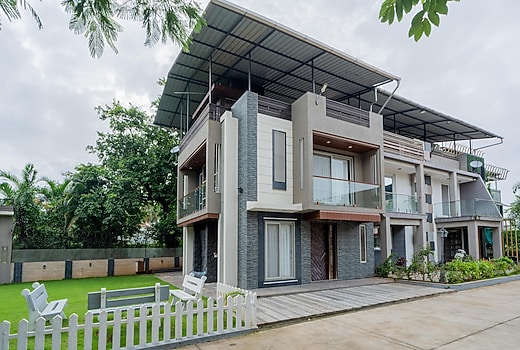 Alaya Stays 3 BHK with Pool near Khandala Hills | Imperial Serenia