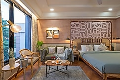 One Tree Stays -Arjun Marg, Gurgaon