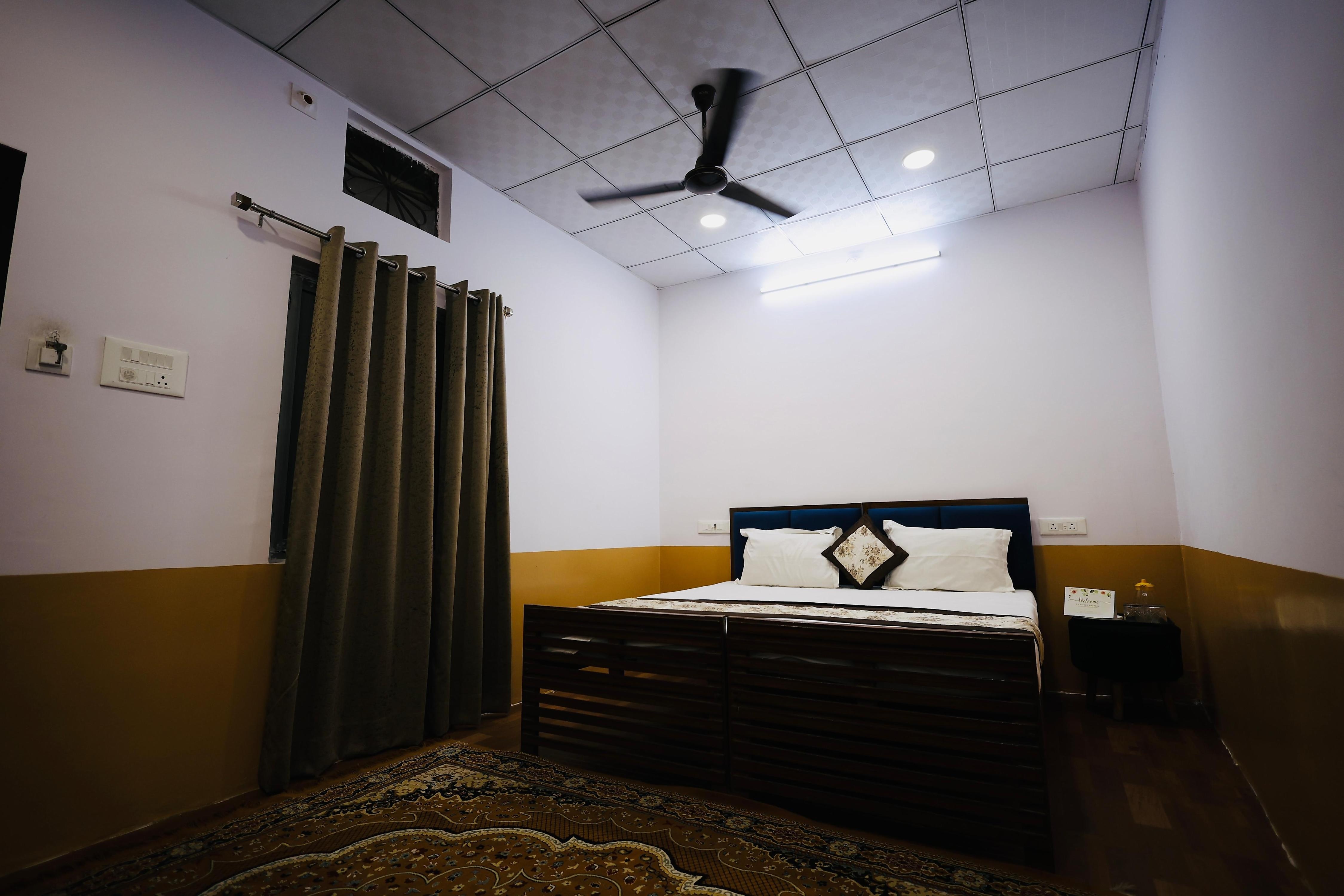 Hotel Shivika - Tap to explore photos