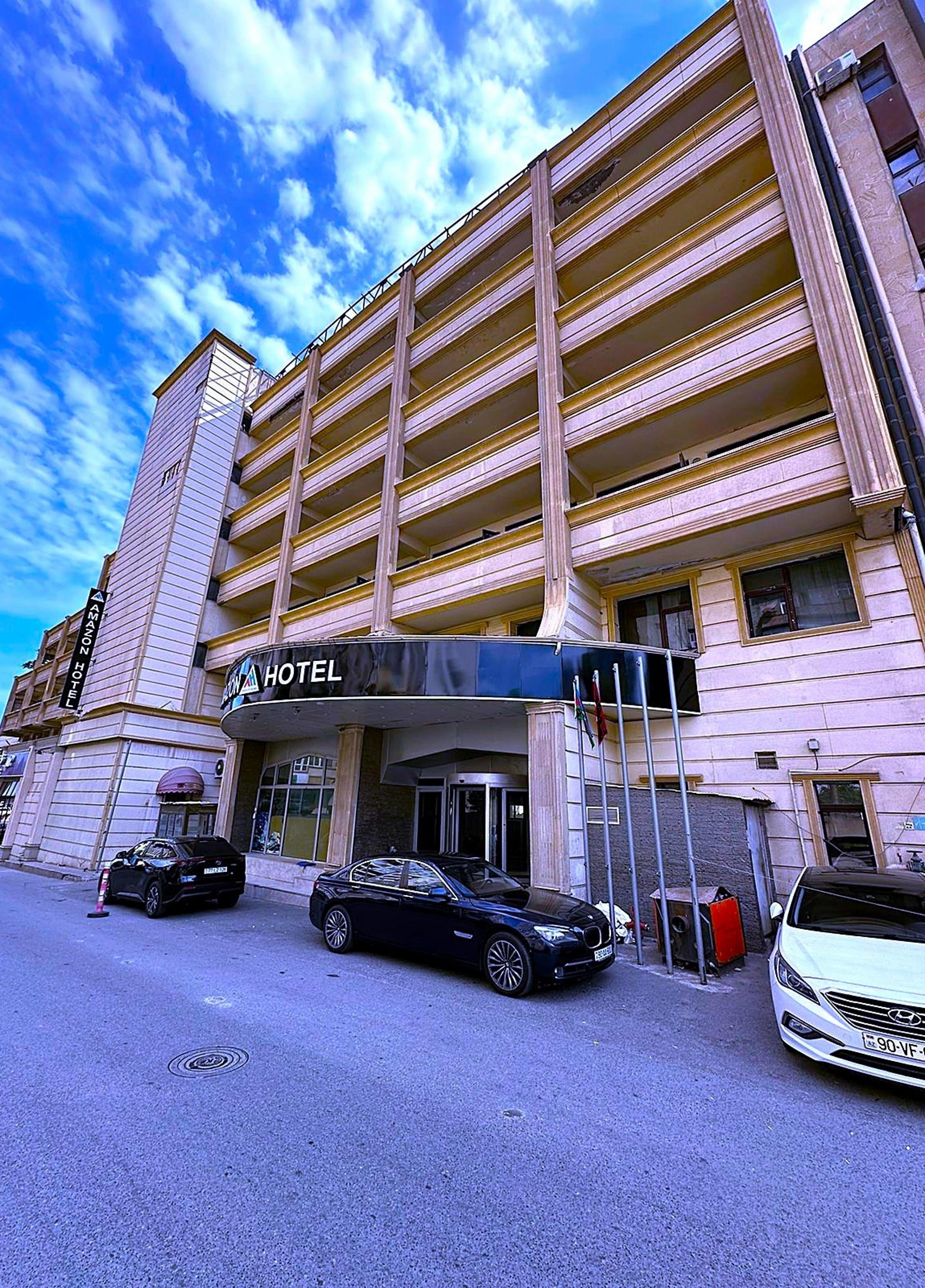 Amazon Hotel Baku - Tap to explore photos