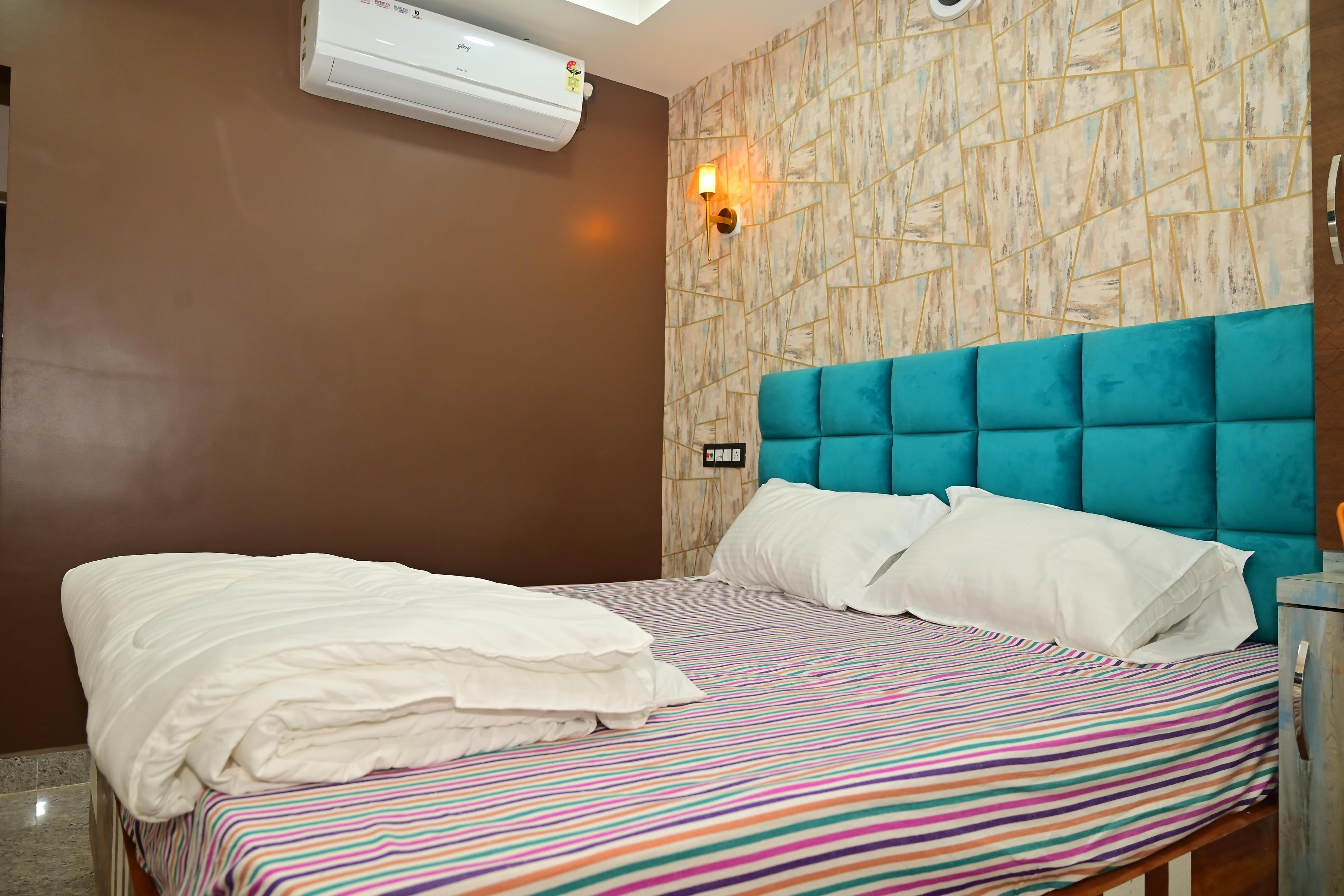 Hotel Prince Nayagarh - Tap to explore photos