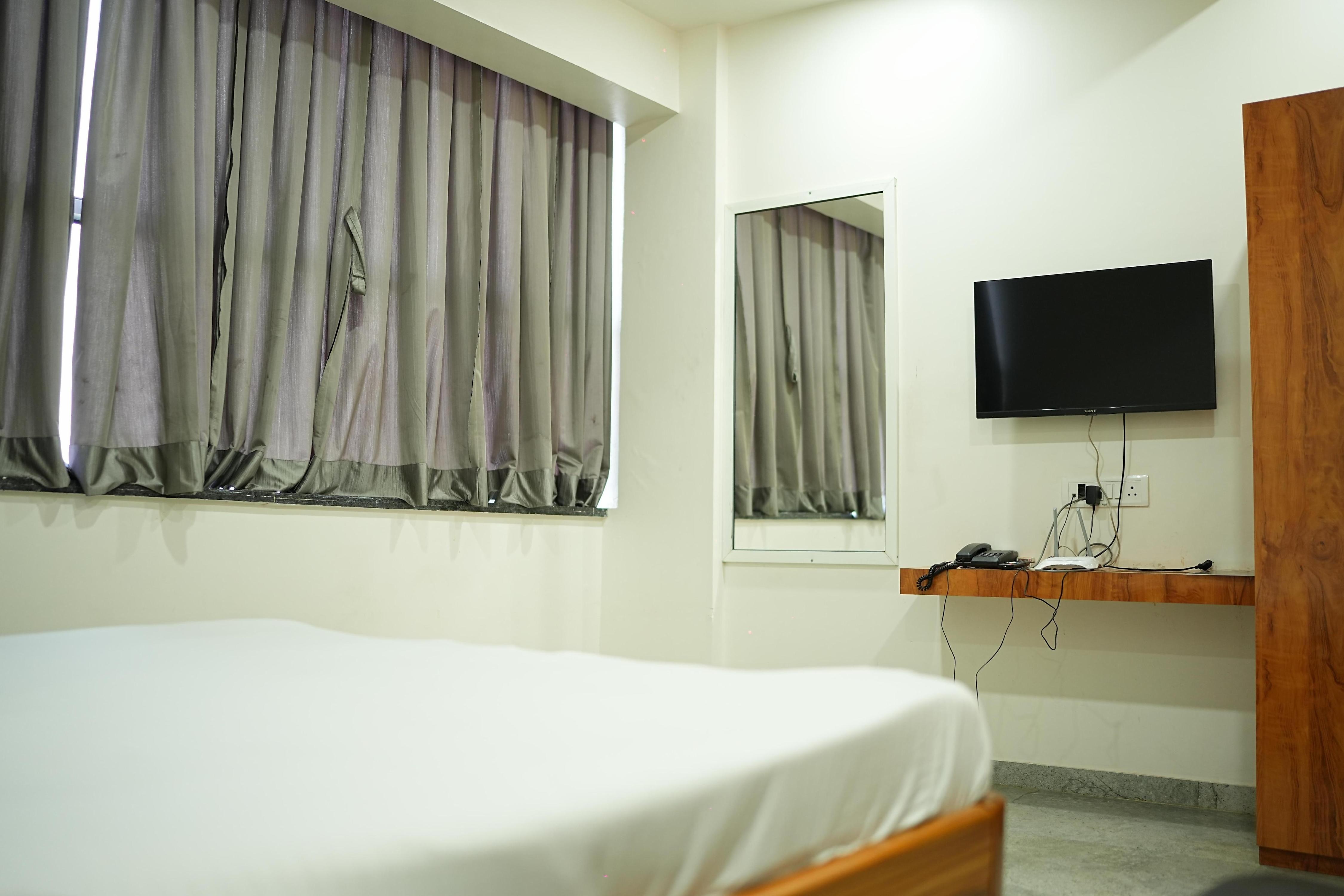 vaishnavi hotel - Tap to explore photos