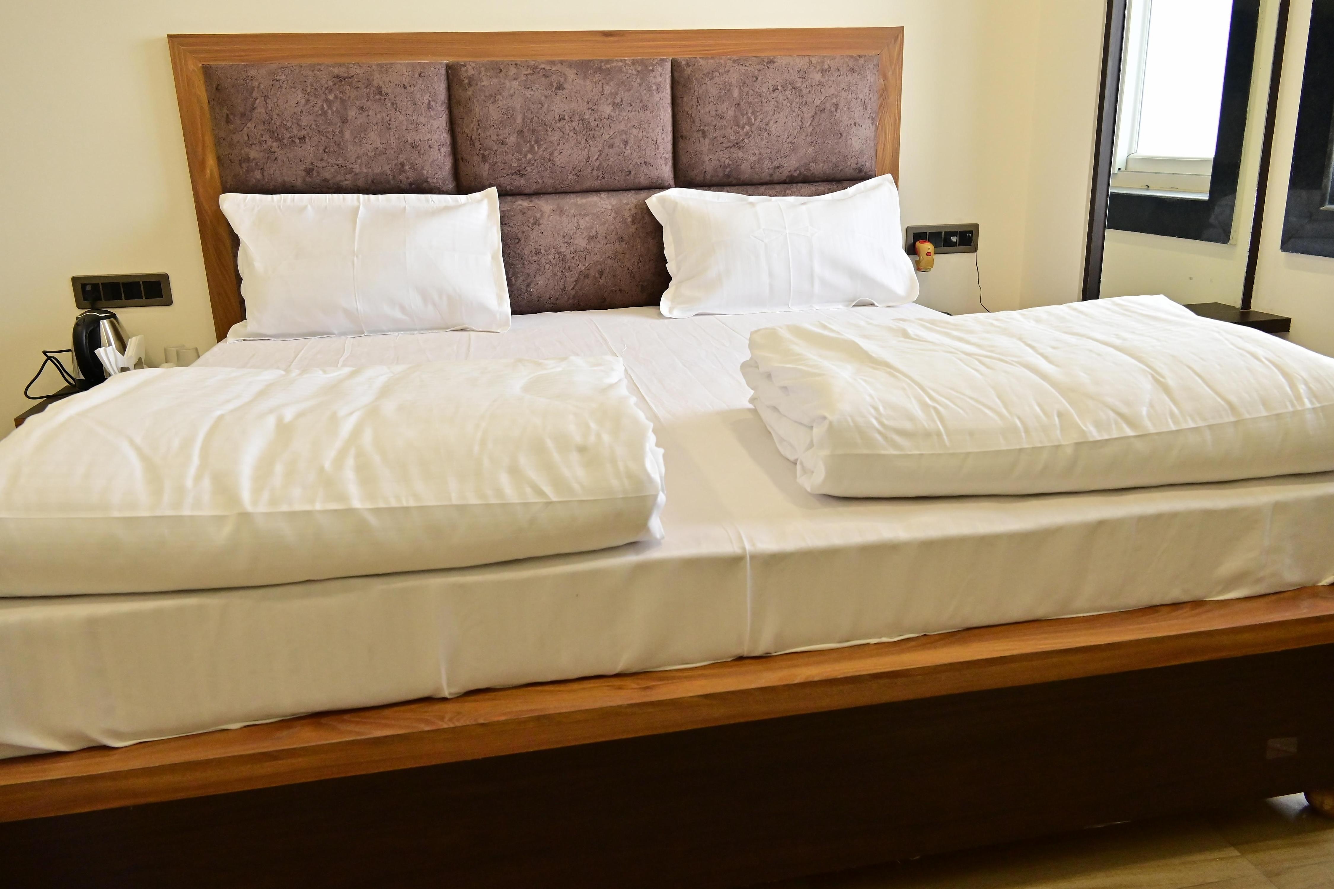 Hotel Mayur - Tap to explore photos