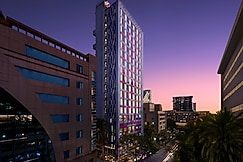 Moxy Mumbai Andheri West By Marriott, Mumbai