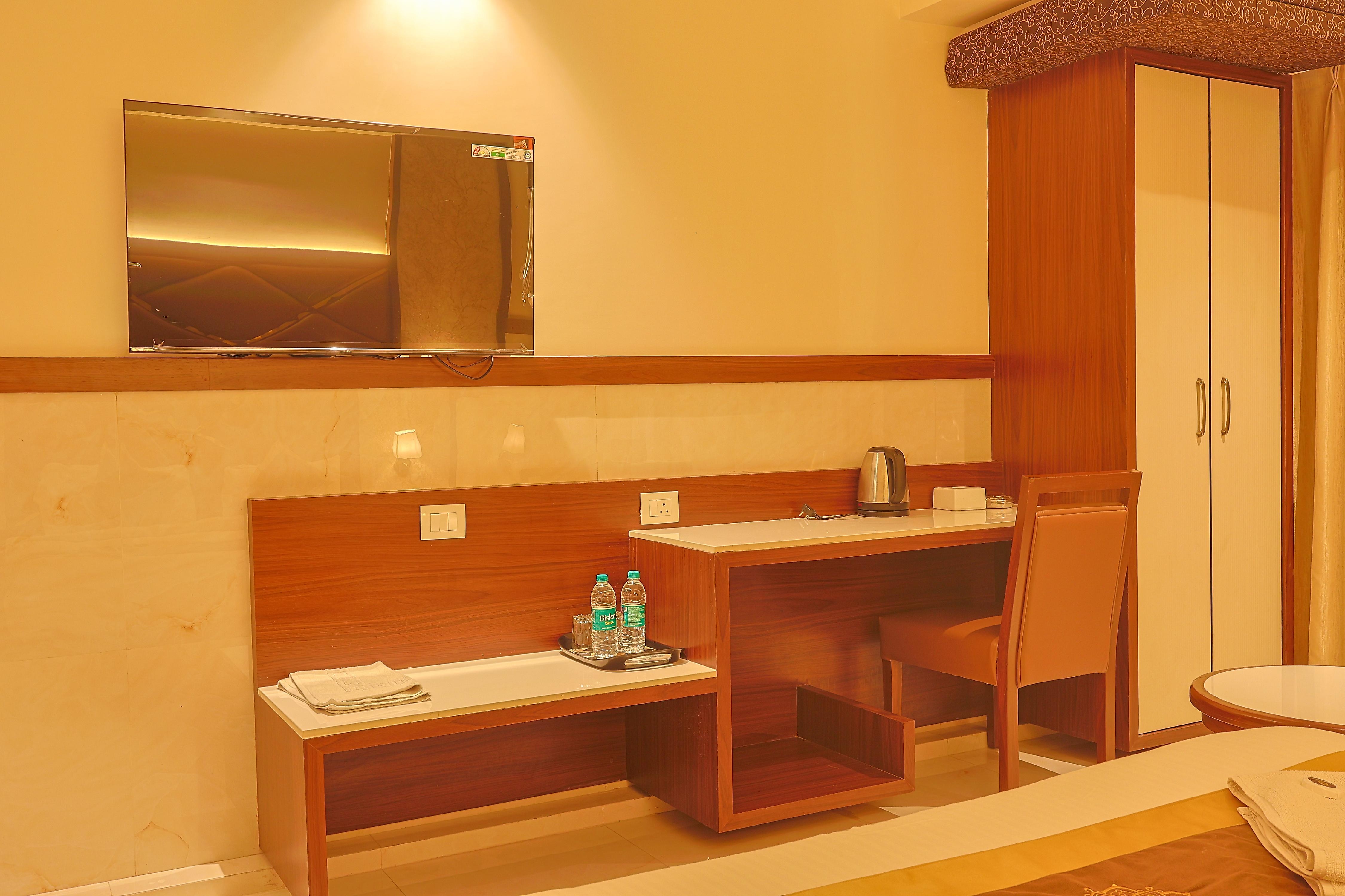 HOTEL PRESTIGE RESIDENCY - Tap to explore photos