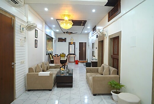 Raahi | Entire 4BHK Near Kashi Vishwanath