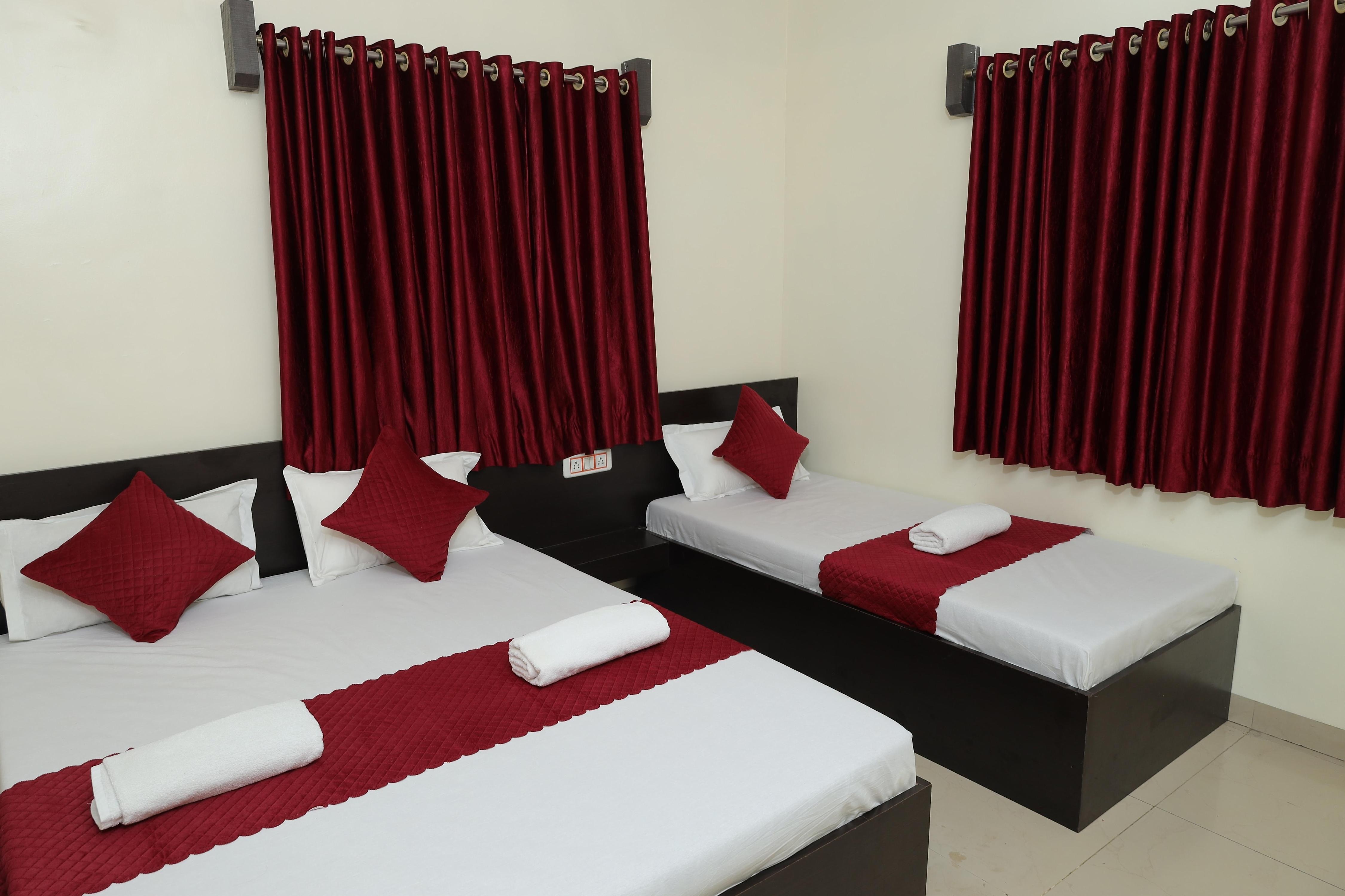 Laxmi Narayan Service Apartment 1