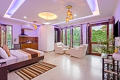Hotel Ashiyana Elite near by golf course road, Gurgaon