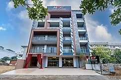 Aadat Hotel Near Artemis Hospital, Gurgaon