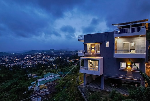 Cloud walk by Xplore Indo 4 BR Villa