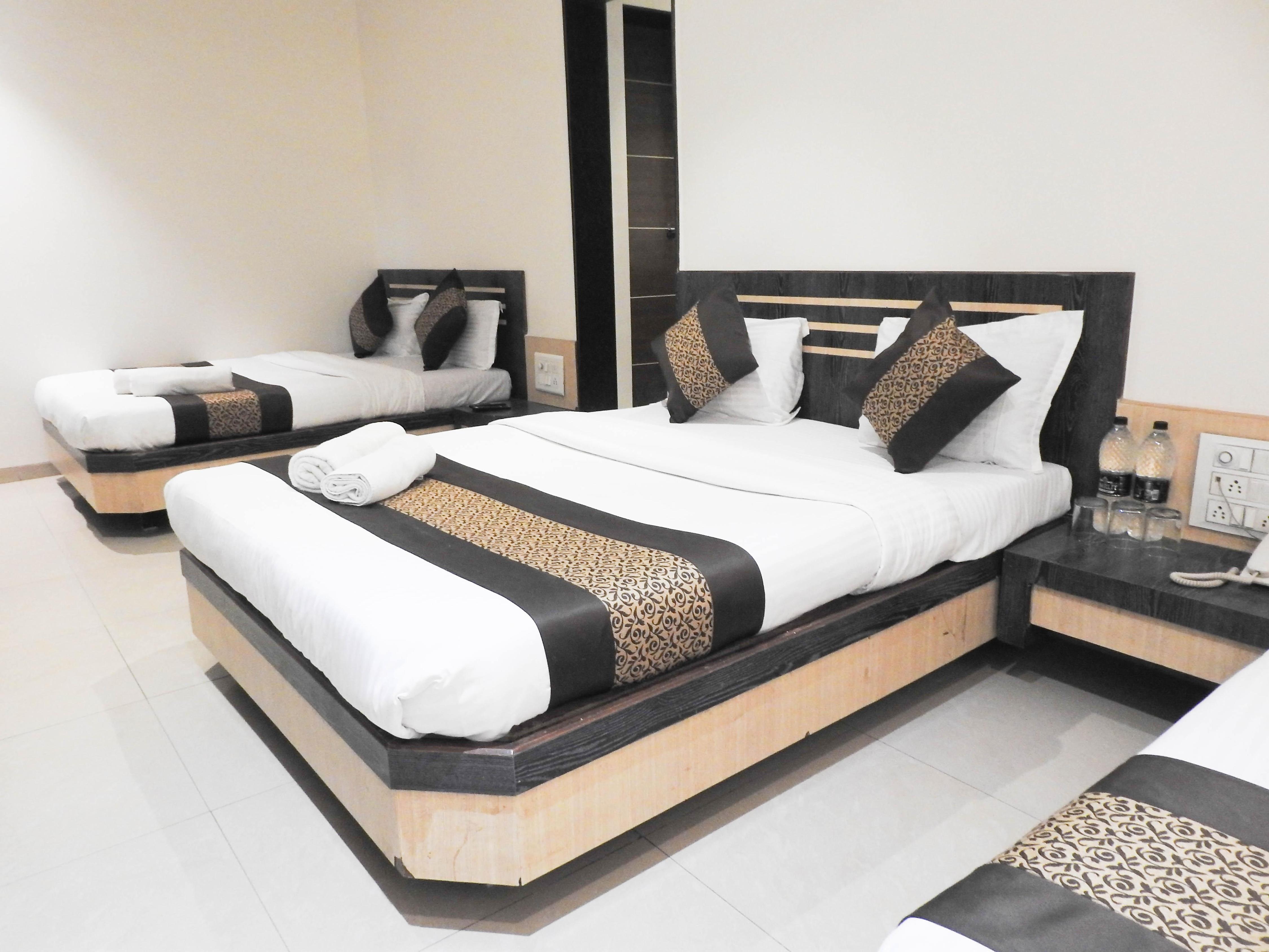 Family Four Bed Room. NON A.C. with 2 King-size Bed 1