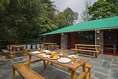 Alaya Stays Suro Woodbine Chalet | 1 Bedroom Cottage With Balcony, Shimla