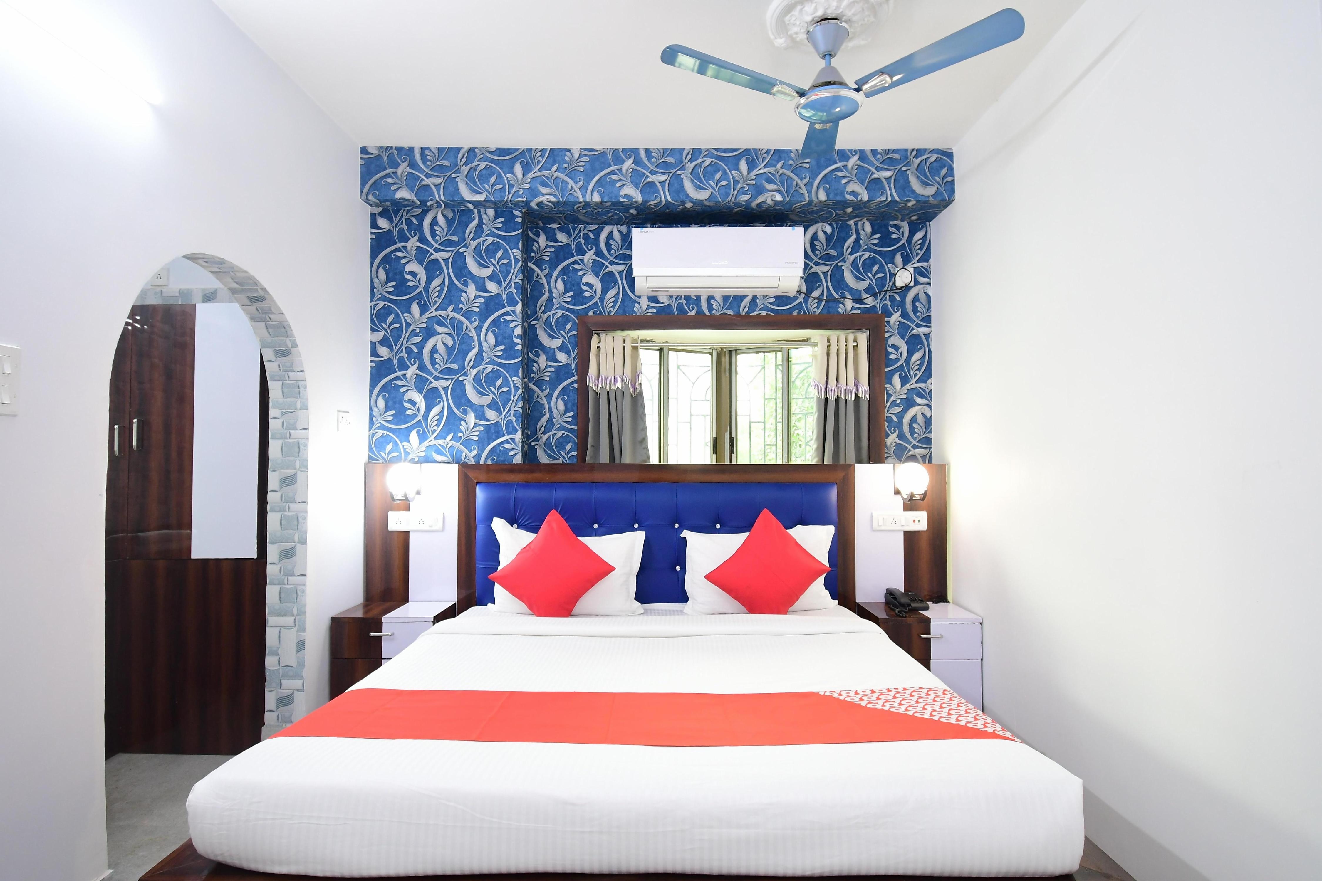 Starlight Guest House - Tap to explore photos