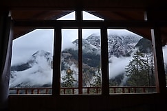 Avasaa Cafe and Stay, Jibhi