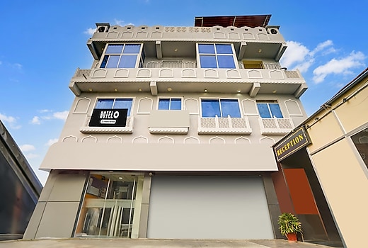Hotel O JLN Marg Malviya Nagar Formerly Hotel Braj Haveli
