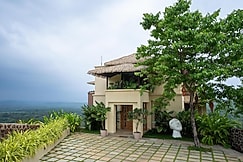 Off The Grid by Masaya Stays, Goa