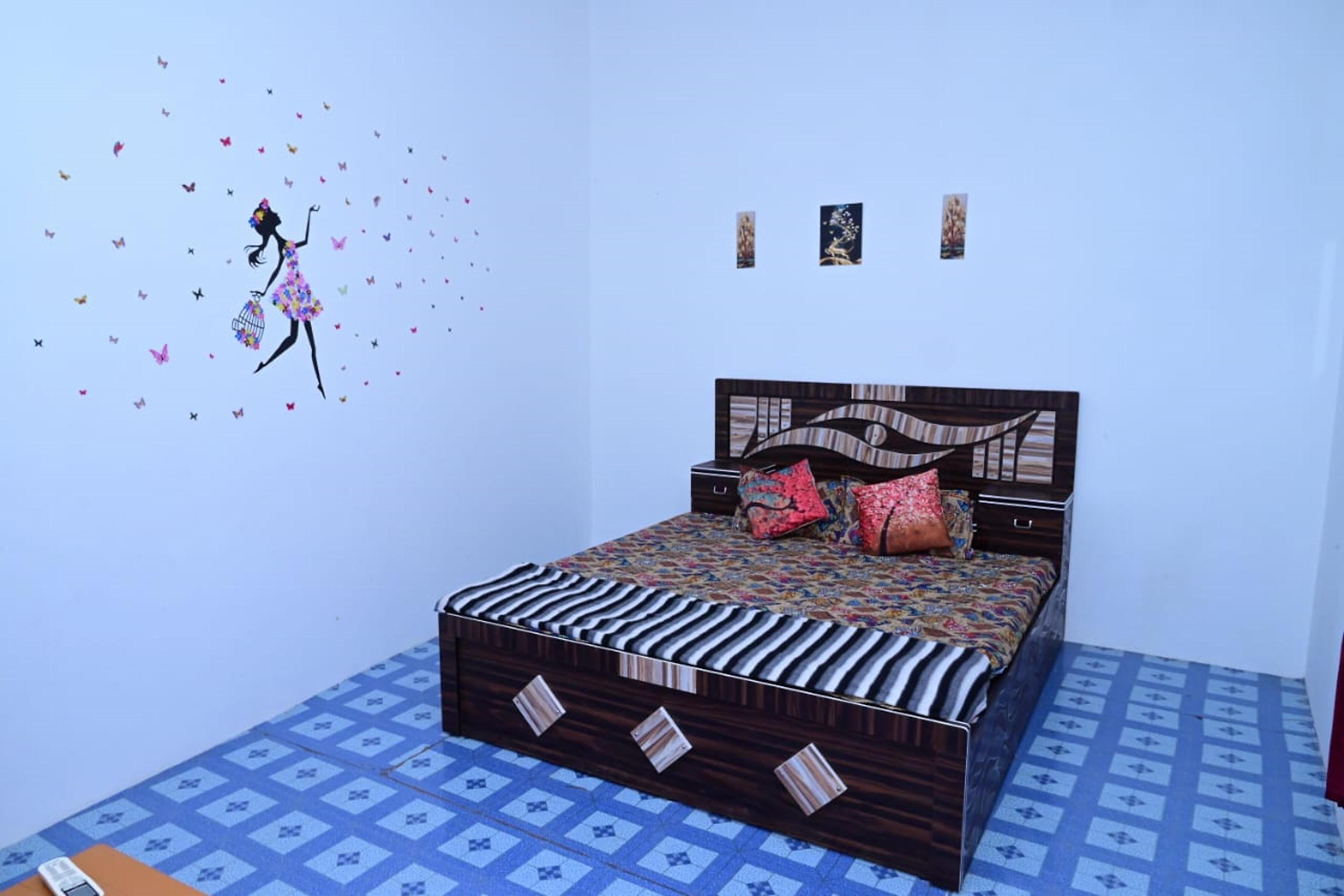 Aviral Home Stays - Tap to explore photos