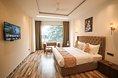 Hotel Aqua Blue, Amritsar