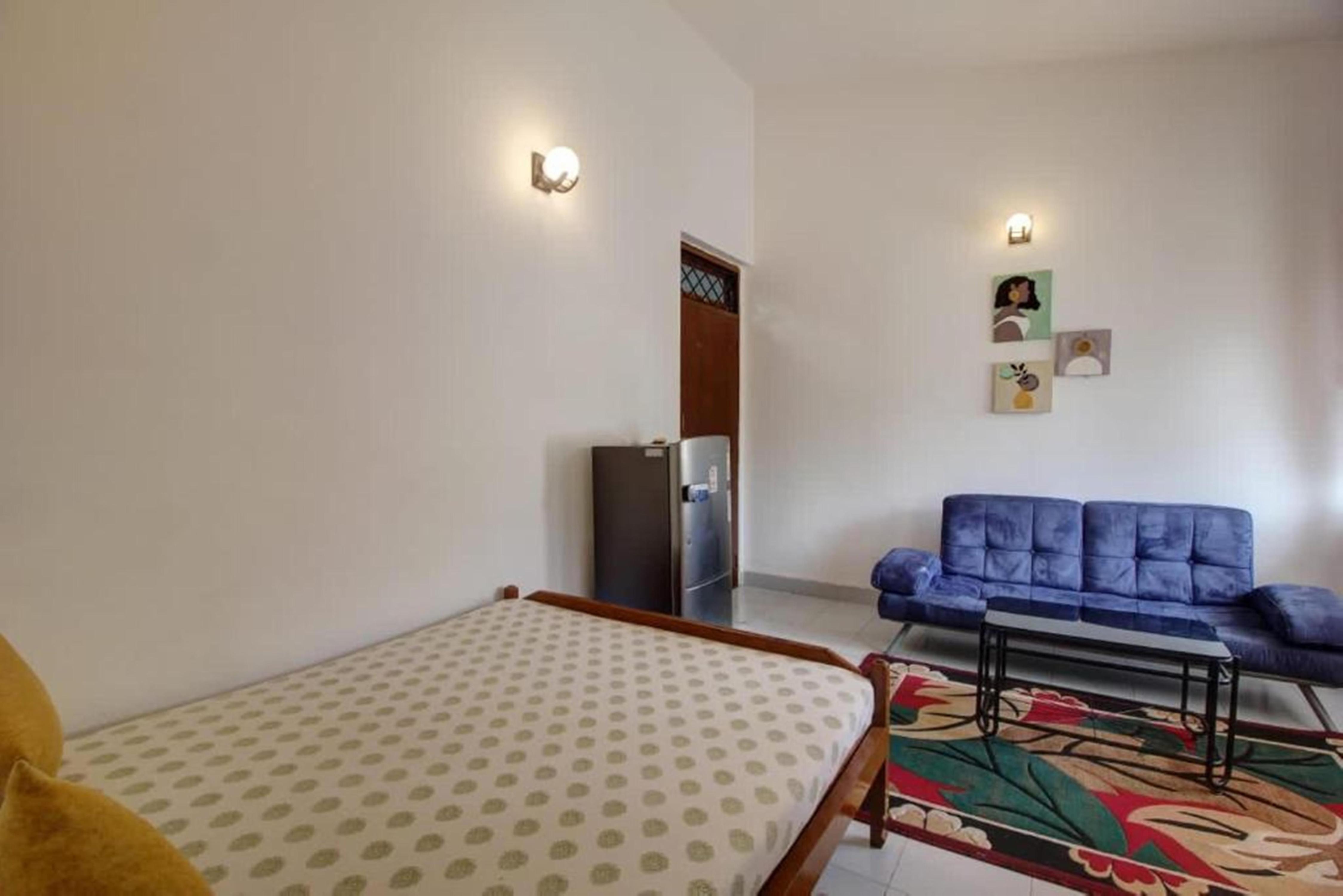 Calangute Cosy 1 bhk Apartment - Tap to explore photos