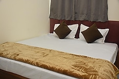 HOTEL OM RATN, Ujjain