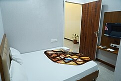 Hotel Keshav, Bathinda