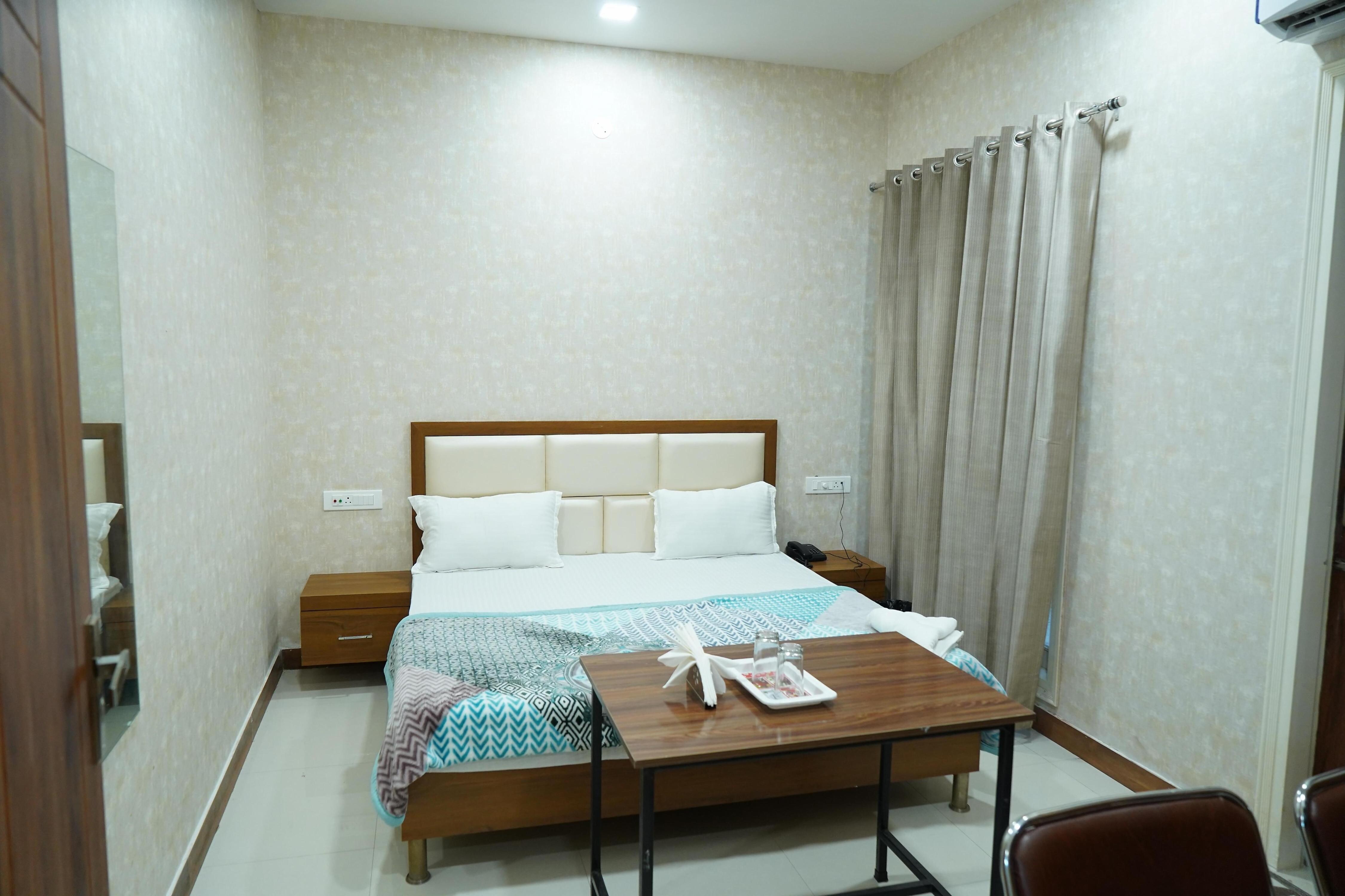 Hotel Keshav - Tap to explore photos