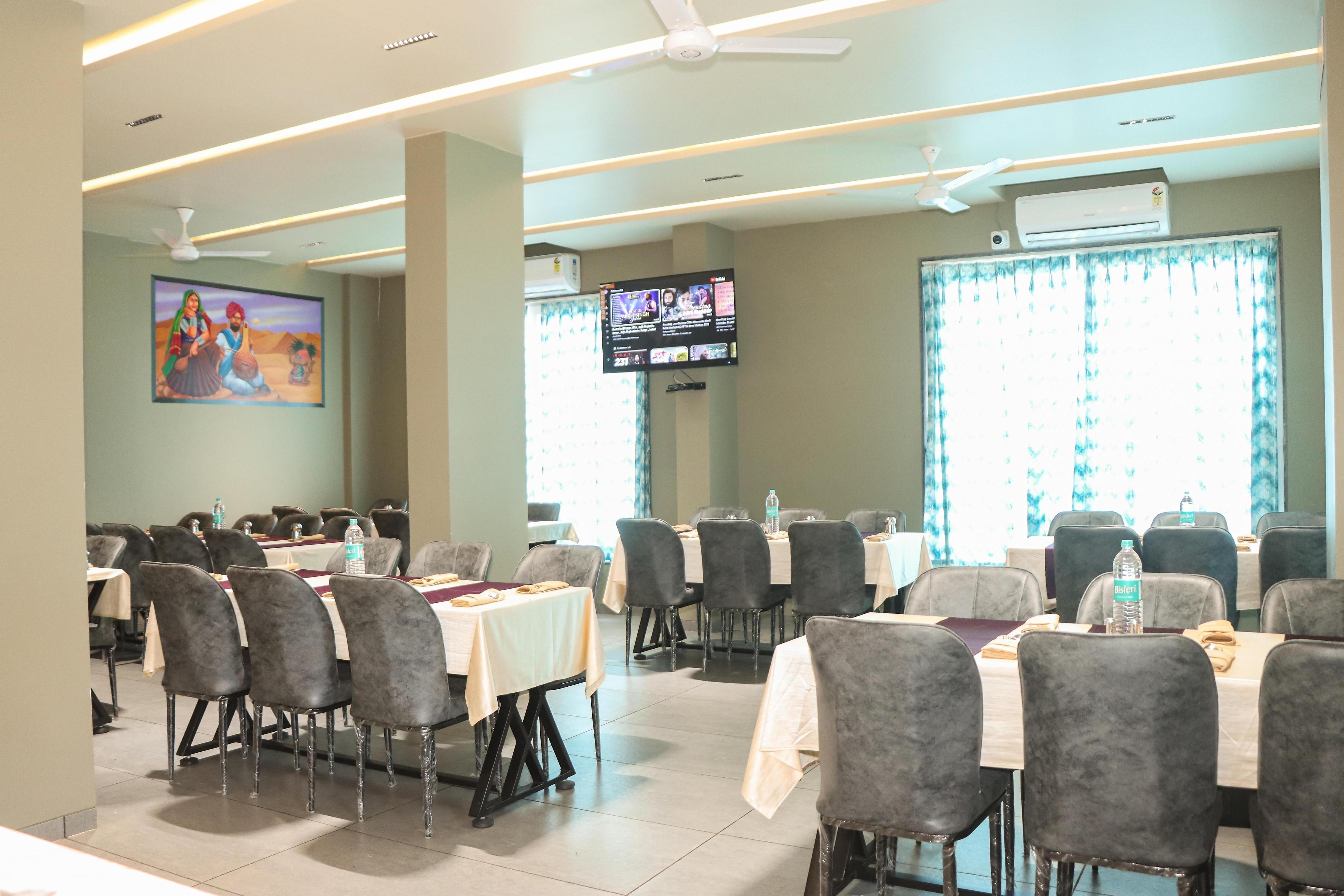 Hotel 5 Star Restaurant